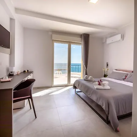 Blu Marine Bed & Breakfast