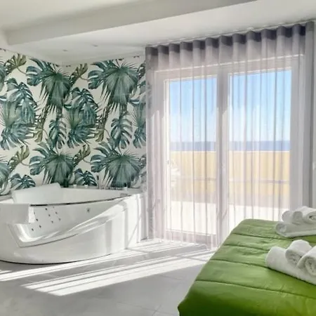 Blu Marine Bed & Breakfast *